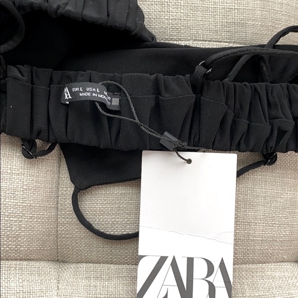 Zara Triangle Top - Picture 6 of 6